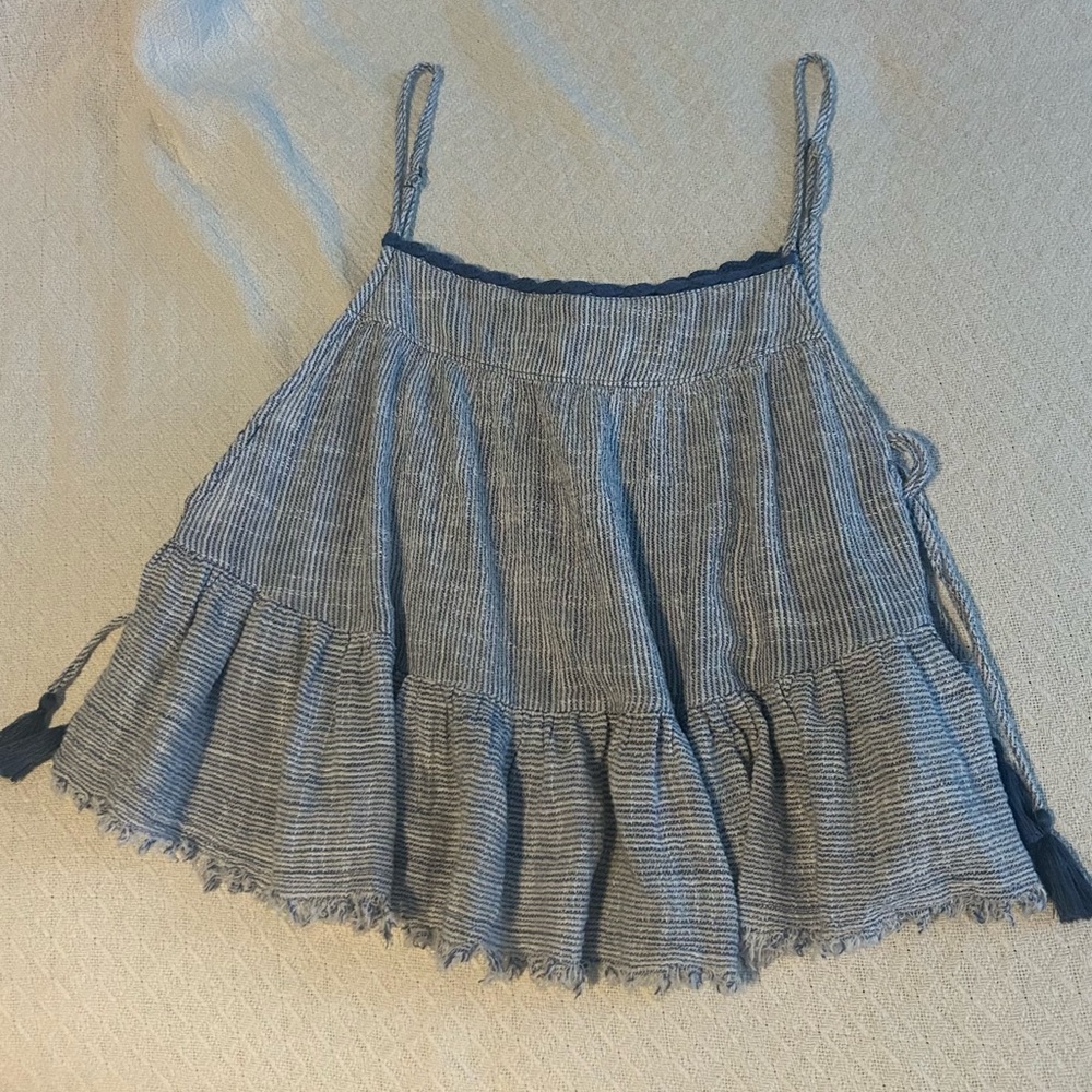 aerie tank/size small